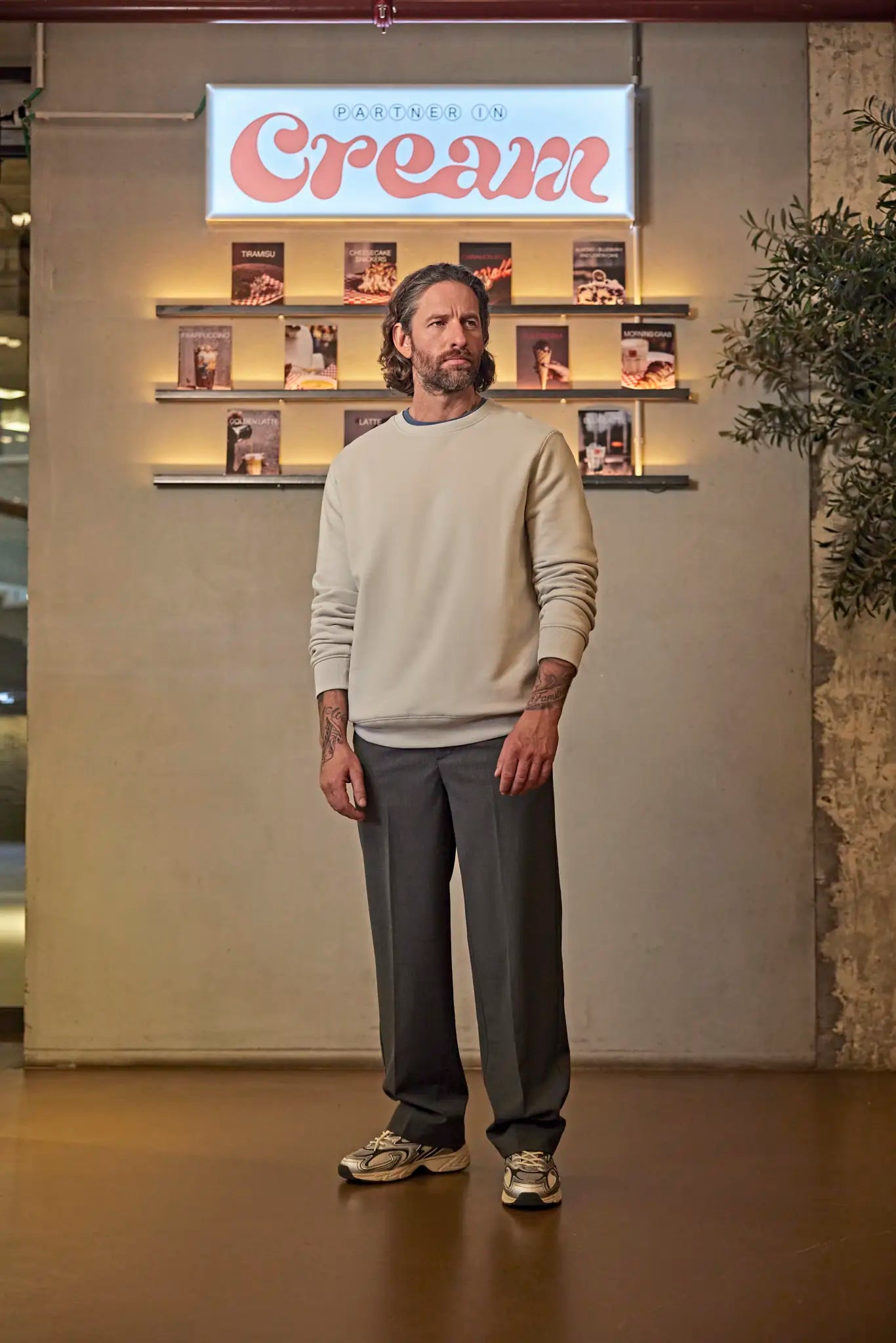 all-groups Men's KING Crew Neck Sweat