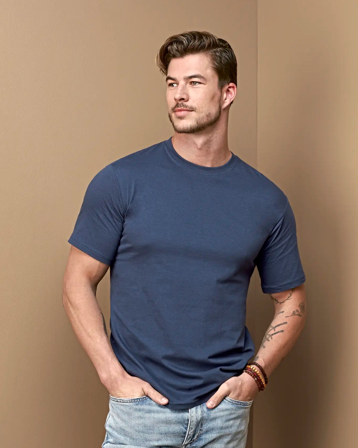 all-groups Men's Classic T-Shirt Fitted