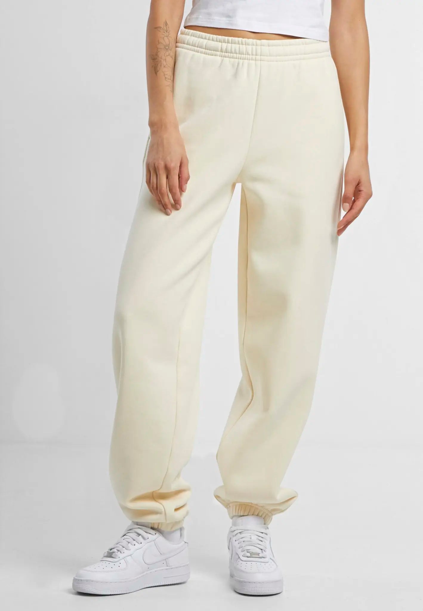 all-groups Women's Fluffy Sweatpants