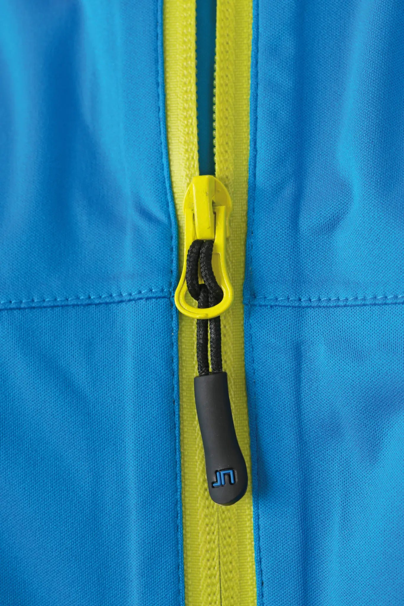 9e78ce60d3baf9d626f4a353e208b97c