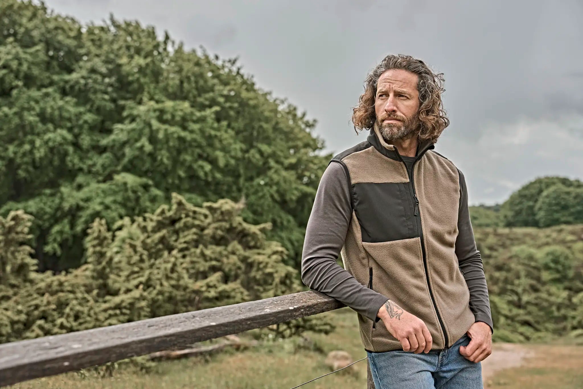 all-groups Unisex Mountain Fleece Bodywarmer