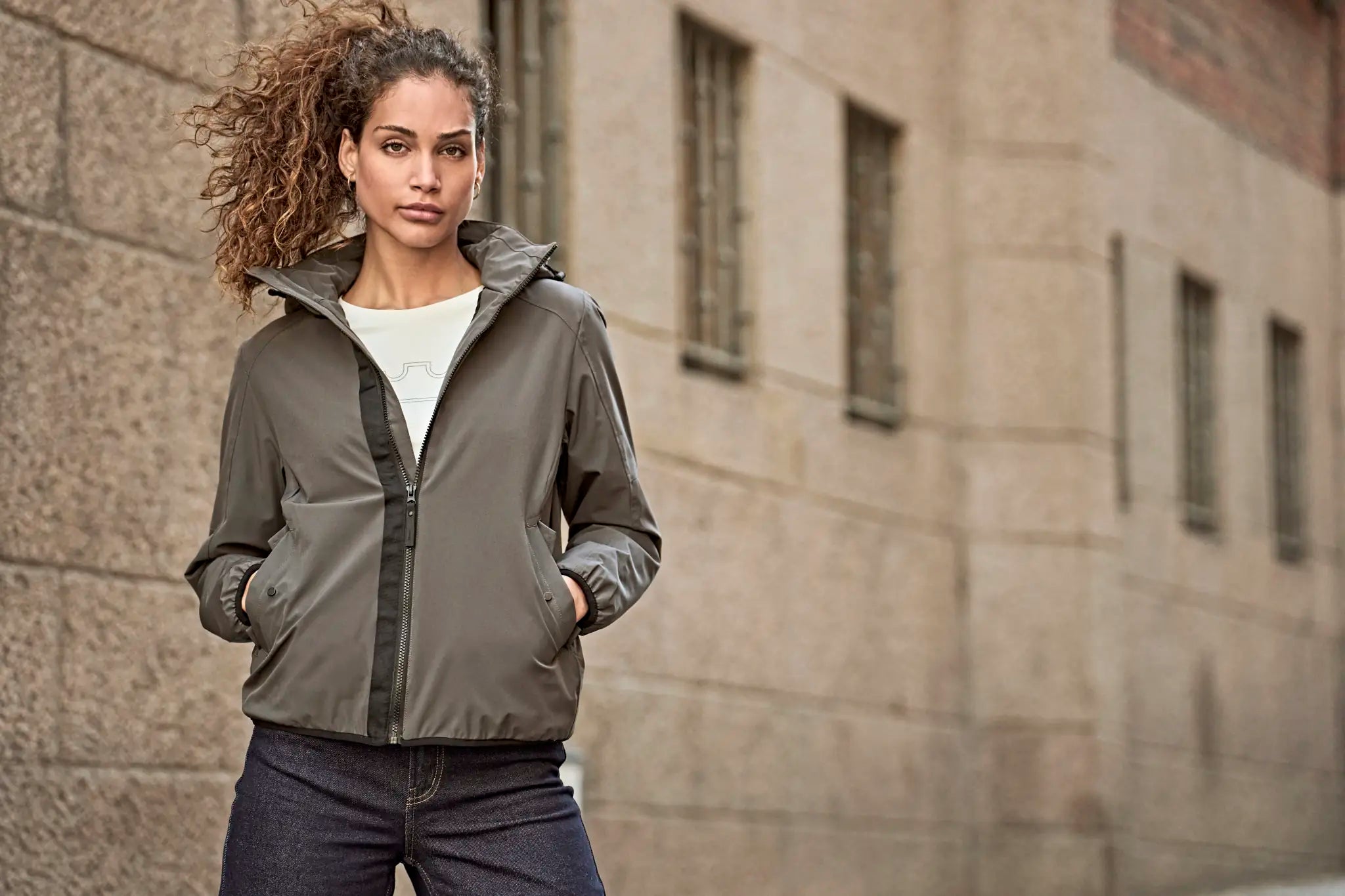 3ea5ba17dced488d7fef103271f849a5